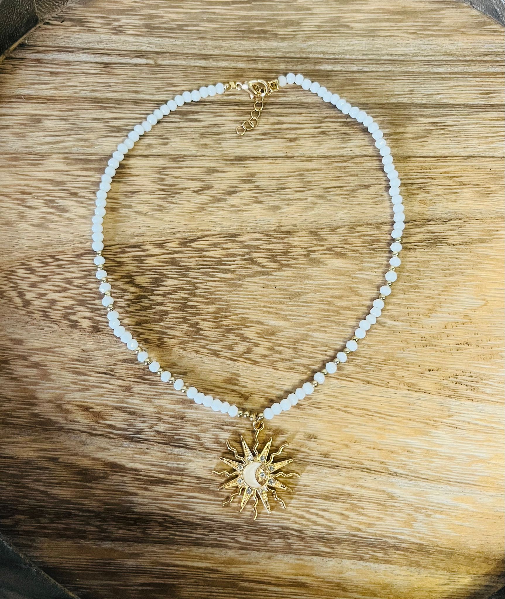 Naszyjnik z Szklanymi Koralikami dla Kobiet