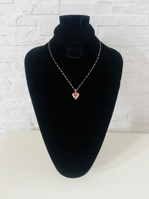 Elegancki Naszyjnik z wisiorkiem w kształcie serca - złoty odcień z różowym akcentem