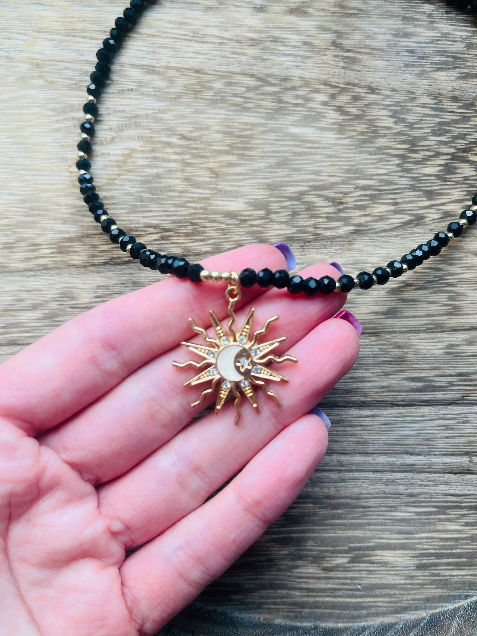 Naszyjnik z Szklanymi Koralikami dla Kobiet