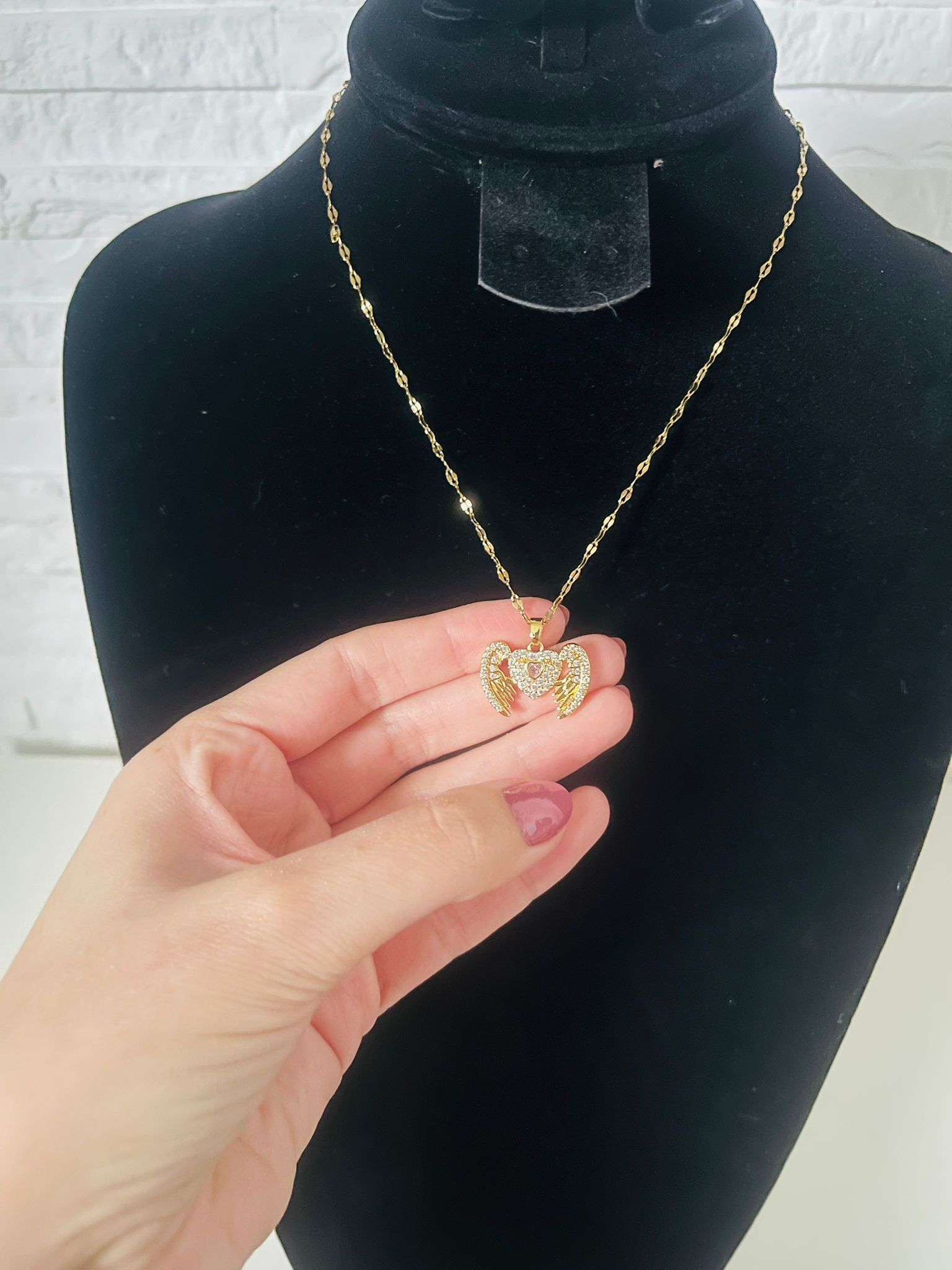 Naszyjnik Złoty z Sercem i Skrzydłami